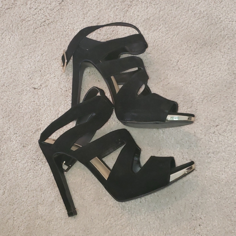 Zara black heeled sandals